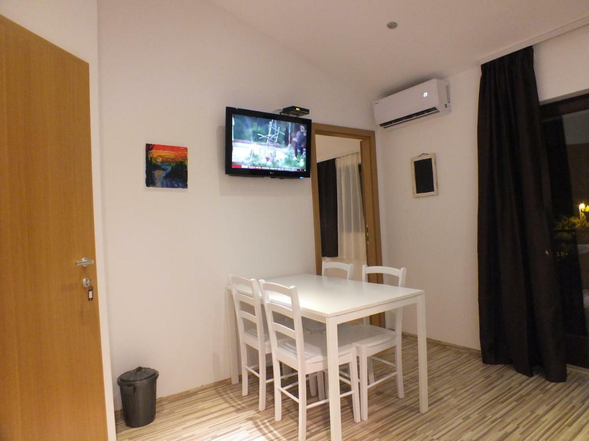 Apartmani Barisic Brodarica  Exteriér fotografie